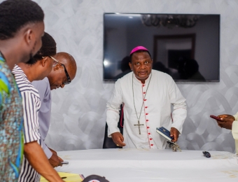 ACAOSA-President-Otunba-Sola-Adewunmi-visit-to-Bishop-Jude-A.-Arogund